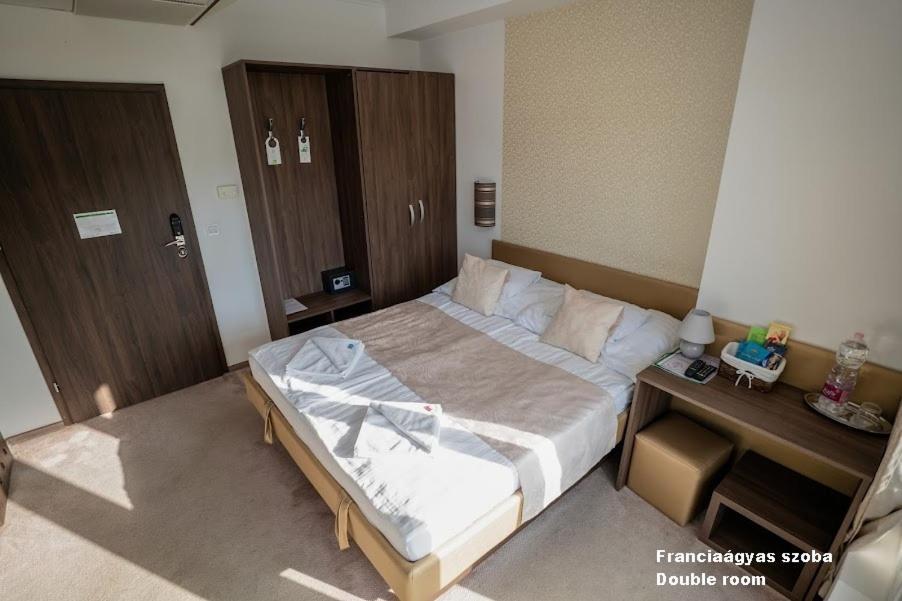 Hotel Irisz Nyíregyháza Екстериор снимка