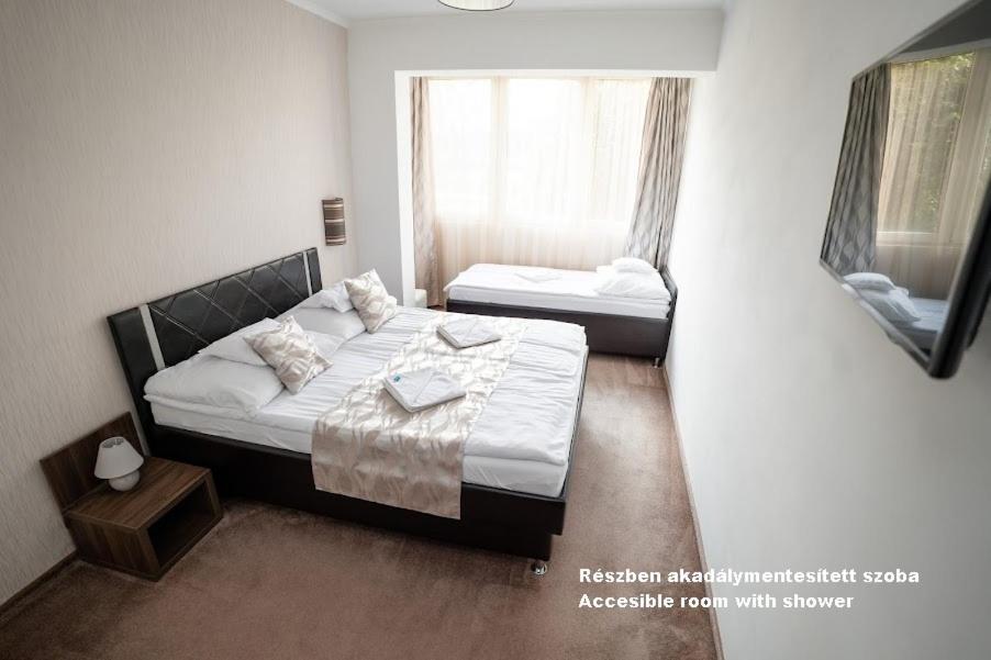 Hotel Irisz Nyíregyháza Екстериор снимка