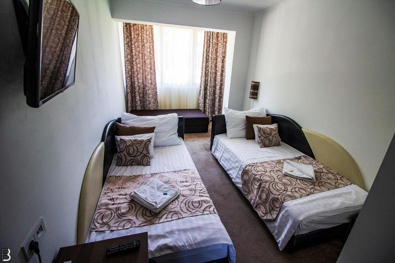 Hotel Irisz Nyíregyháza Екстериор снимка